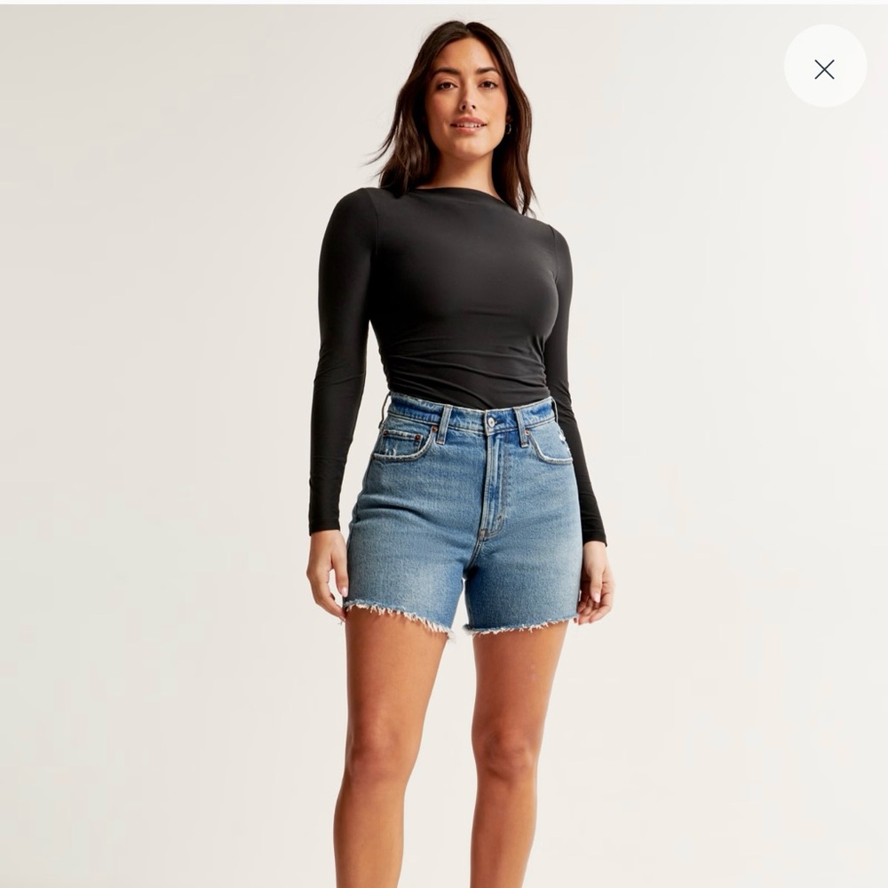 Abercrombie and Fitch High Rise Dad Short